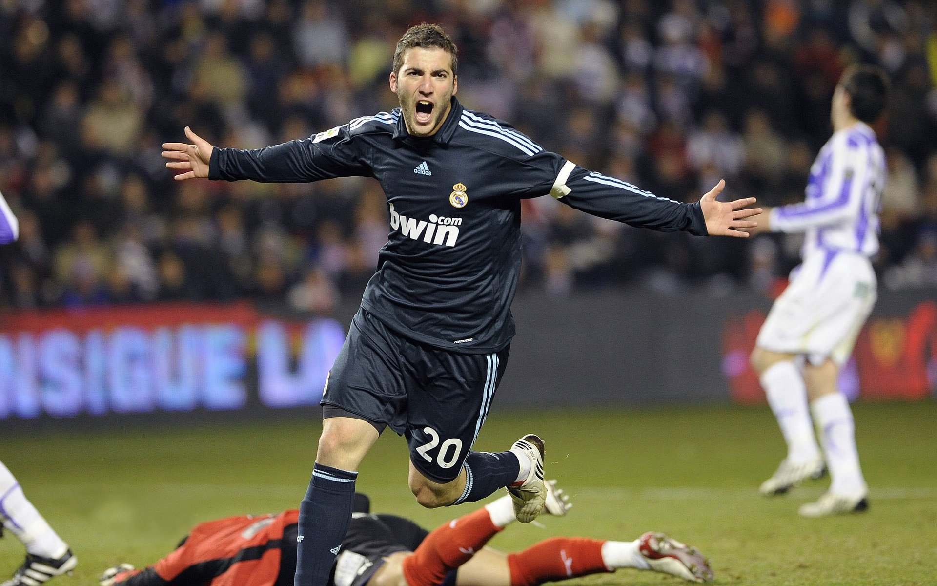 法甲球队积极备战，迎接关键比赛，法甲球队积极备战,迎接关键比赛